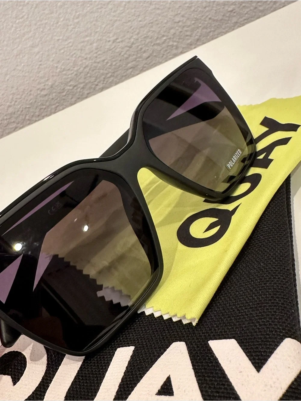 Quay Australia brand new